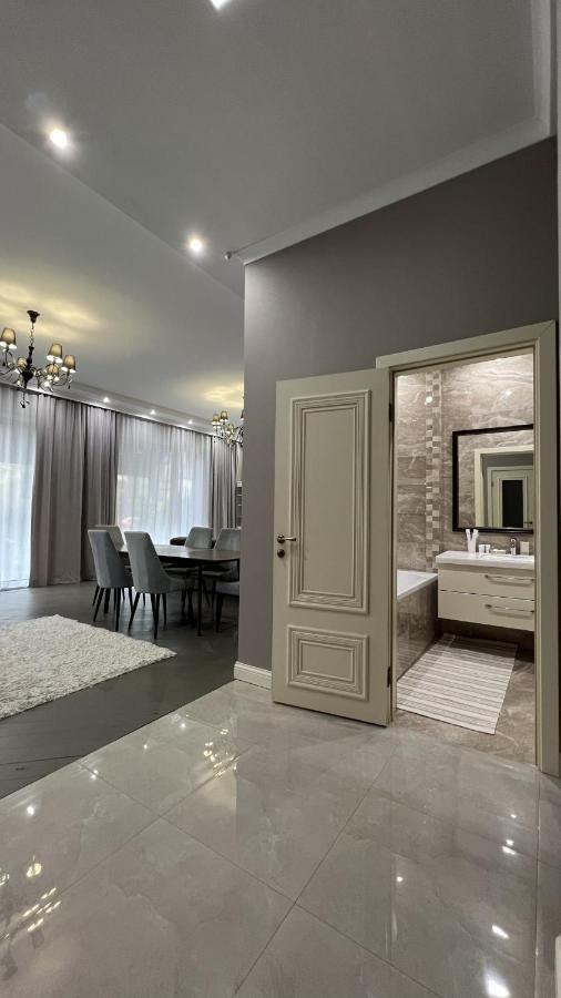 אלמטי Hotel Manica Esentai City מראה חיצוני תמונה